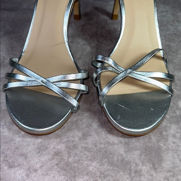 EUC Stuart Weitzman Starla 80 Silver Strappy Heeled Sandals Sz 9 Leather Luxury - Picture 10 of 11